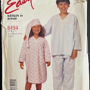 McCalls 8494 2455 Pattern UNCUT Easy Unisex Boys Girls Shirttail Nightshirt Nightgown Pajama Set Smee Sleep Hat & Bootees Size M L VA
