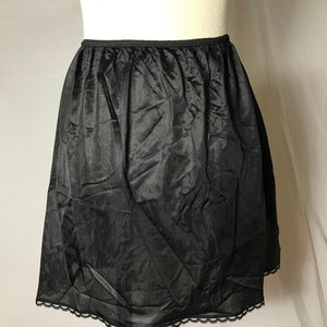 Vintage Wondermaid Black Nylon Half Slip in Mini Length Back Slit and ...