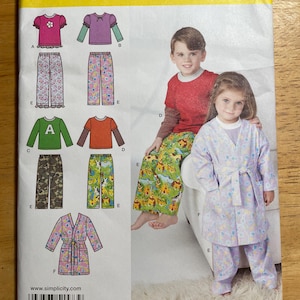 Simplicity 1573 Pattern UNCUT Childs Boys Girls Pajama Set Long Short Sleeve Top Pull On Bottoms Pants Bathrobe Size 1/2 1 2 3 or 4 5 6 7 8