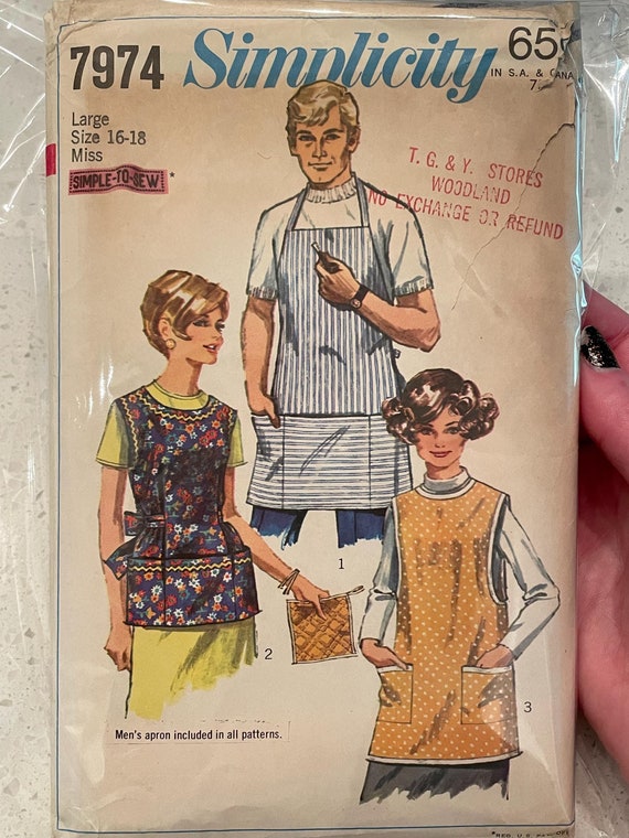 Simplicity 7974 Pattern CUT Complete Vintage 1960s Round Square