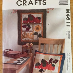 McCalls M4611 4611 Pattern UNCUT Cheryl Haynes Crafts Harvest Autumn Sampler Wall Hanging Pillow Table Runner Pumpkins Sunflower Leaves