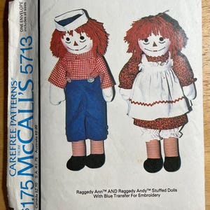 McCalls 5713 Pattern UNCUT Vintage 1970s Raggedy Ann and Andy Stuffed Dolls Classic with Yarn Hair and Clothes 10" 15" 20" 25" Tall VA