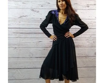 1980 negro con cuentas hombro gasa abierta envoltura abierta vestido Electra Casadei tamaño 2 EE.UU.