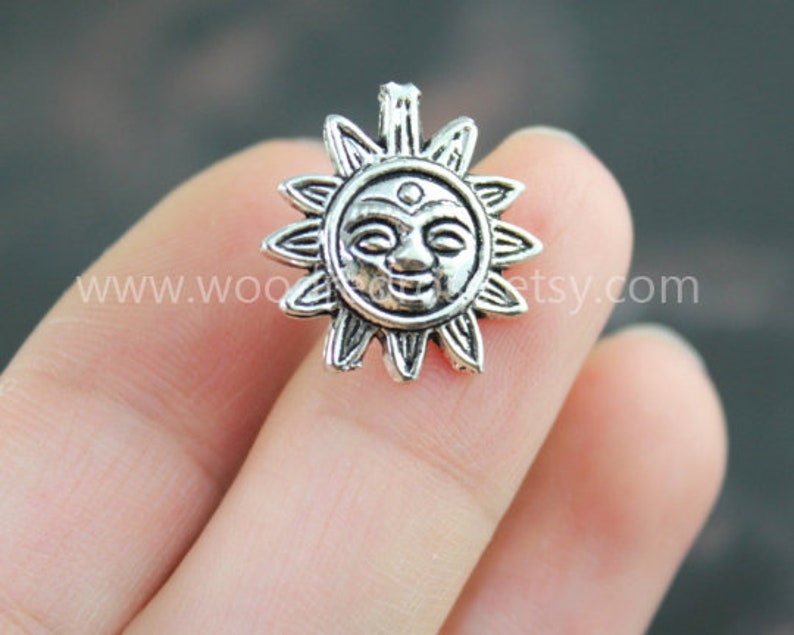 Silver Sun Tragus Earring Jewelry,sun stud earrings,sunflower Helix Cartilage jewelry