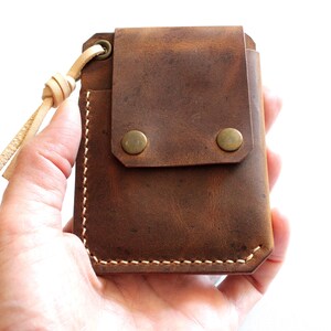 Cartera de cuero, billetera minimalista hecha a mano para tarjetas de cuero, billetera delgada para hombres y mujeres, bolsillo AirTag Brown Crazy Horse
