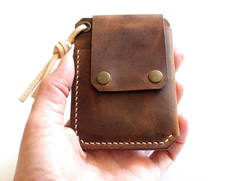 Cartera de cuero, billetera minimalista hecha a mano para tarjetas de cuero, billetera delgada para hombres y mujeres, bolsillo AirTag Brown Crazy Horse