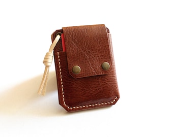 Cartera de cuero fina, minimalista, hecha a mano, para AirTag, para hombre y mujer, con bolsillo para AirTag.