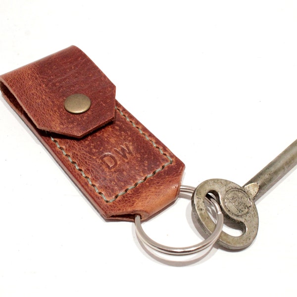 Minimalist Leather Keychain Toothpicks Holder, Handmade Leather Case with Key Ring, Keychain Holder, Pocket Toothpick Holder, Gift Idea