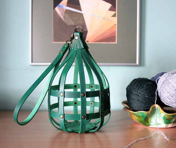 Stylish Leather Yarn Holder, Handmade Leather Knitting Project Bag, Yarn  Holder With Wrist Strap, Leather Yarn Cage 