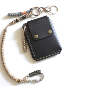 Leather Wallet, Minimalist Handmade Leather Card Wallet, Slim Wallet for Men & Women AirTag Pocket