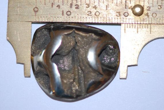 excellent polish fool/'s gold color freeform triangle 33 x 33 mm C2503 OOAK Fossil Pyritized Ammonite with Pyrite Drusy crystals shiny