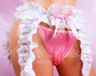 Lacy pretty sissy french Maid White bridal Ladies Mens Metal CLIP 4 strap Garter Belt OS