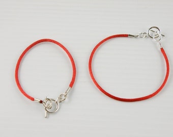 Red Cord Bracelet Kabbalah Protection Single String Toggle Closings Unisex / Kabbalah Bracelet / Red Kabbalah