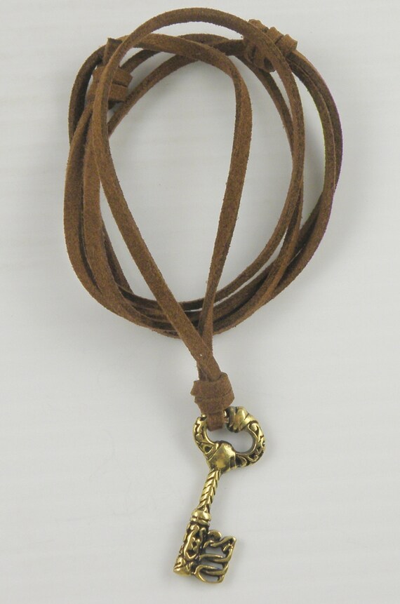 Collier Long En Corde De Daim Vintage - Pendentifs Clé, Cœur, étoile - Style Bohème Ancien