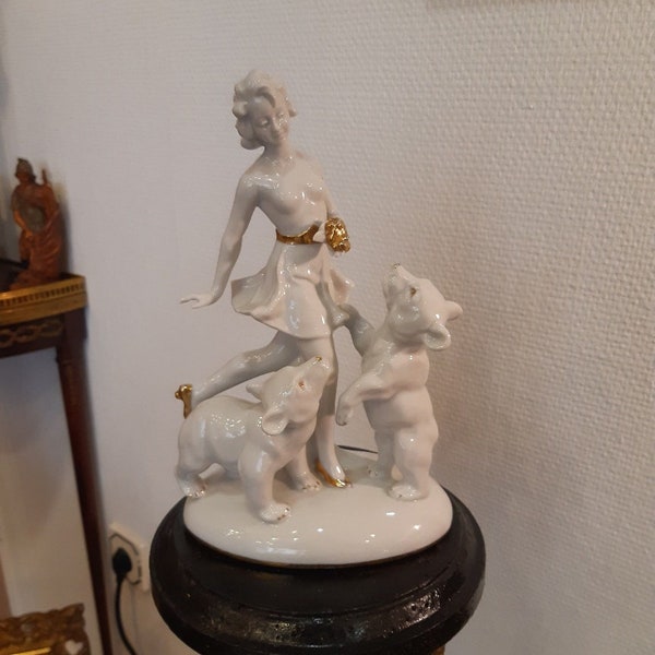 Vintage Porzellan-Figur, Art-Deco-Stil, Dame mit Bärenkinder,Carl Scheidig Gräfenthal