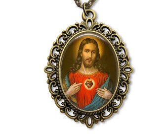 Sacred Heart, Medal, Religious Medal, Sacred Heart of Jesus, Catholic Gifts, Religious Gift, Religious Jewelry, Confirmation Gift, Communion