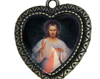 Divine Mercy Medal, Large Rosary Center, Antique Finish, Heart Centerpiece, Pendant,