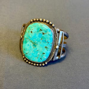 Navajo large turquoise silver cuff - split shank handmade vintage - authentic Navajo statement piece! (KD101)