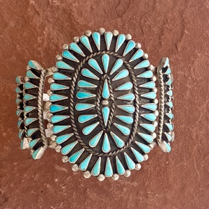 Silver and Turquoise Genuine Zuni Cuff Bracelet with an array of teardrop-shaped stones, vintage  AS235