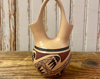 Small Hopi Wedding Vase with Rain Designs, artist Carla Nampeyo (GM579)