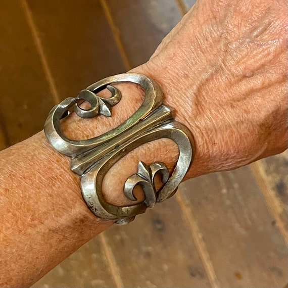 ブレスレット・バングル Vintage NAVAJO Sandcast Bracelet Special Antique Native American Sandcast Bracelet, Navajo Sandcast