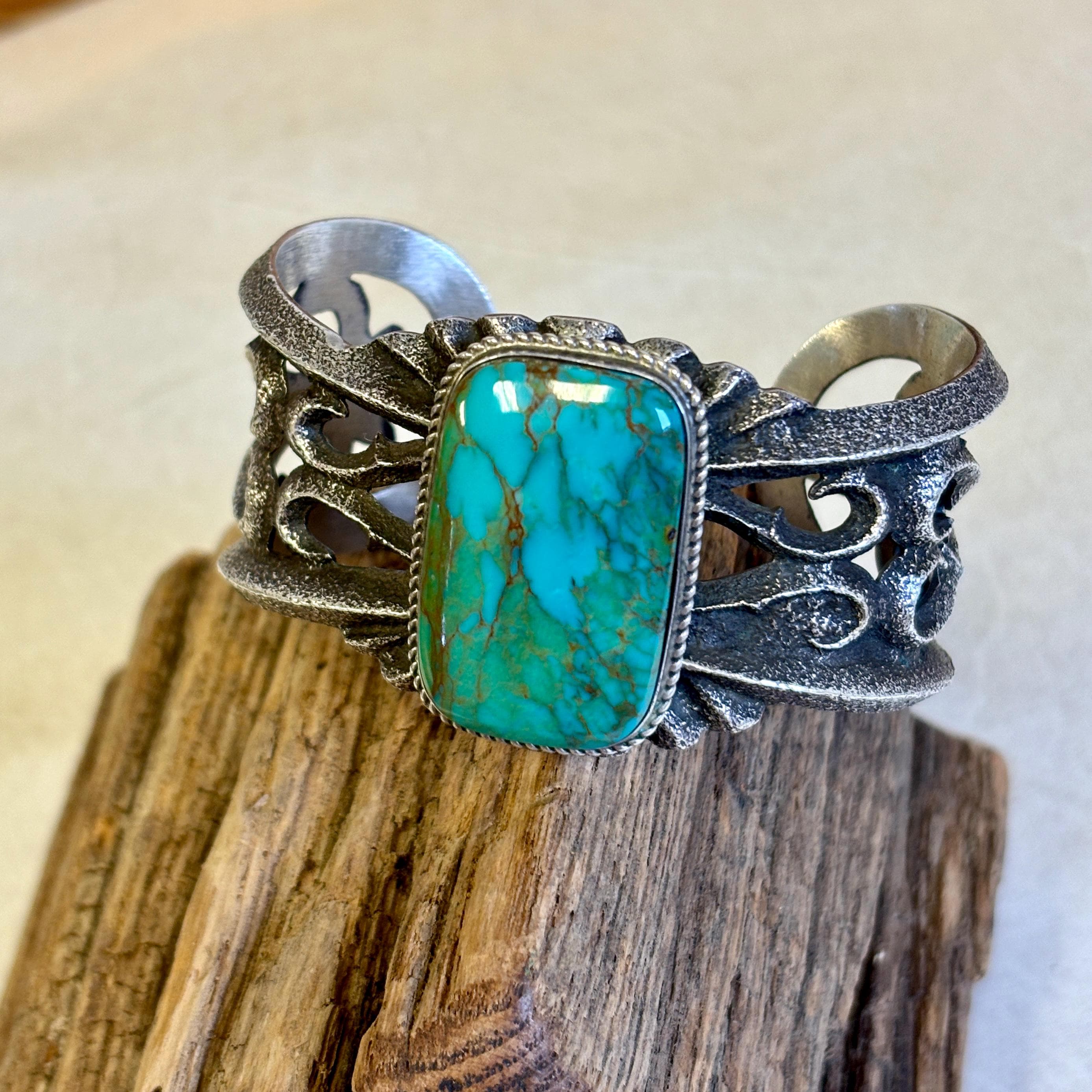 Navajo Anthony Bowman キャンデラリアターコイズ バングル Anthony Bowman Jewelry - Etsy