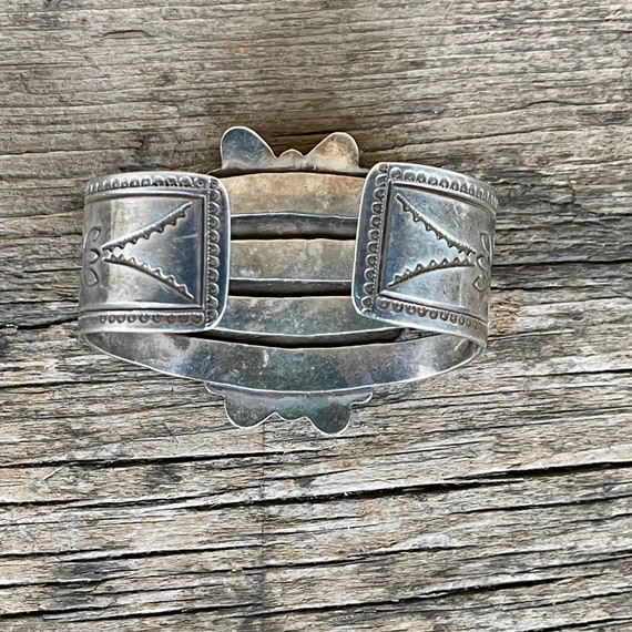 Vintage Navajo Needlepoint Design Bracelet with T… - image 5