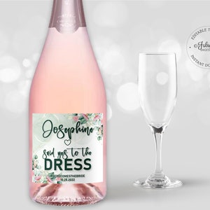 Ze zei ja tegen de jurk champagnelabel, aanpasbaar - eucalyptusbloemen - bewerkbare sjabloon, direct downloaden