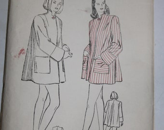 Butterick Printed Pattern ~ Butterick 4450 ~ Size 12 Bust 30 ~ 1948 Women's and Misses' Beach Coat ~ Hood Optional