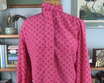 Vintage 1970s PENDLETON Country Sophisticates Petite Size 6 Pink Poly Blouse