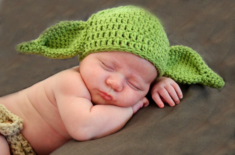 Crochet newborn yoda inspired baby photo prop hat, laser sword, diaper cover halloween costumesizes: newborn to 24 months available image 5