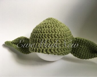 Crochet newborn yoda inspired baby photo prop hat |Made to order| All sizes available.