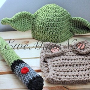 Crochet newborn yoda inspired baby photo prop hat, laser sword, diaper cover halloween costumesizes: newborn to 24 months available image 3