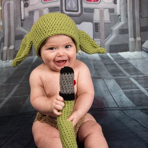 Crochet newborn yoda inspired baby photo prop hat, laser sword, diaper cover halloween costumesizes: newborn to 24 months available image 7