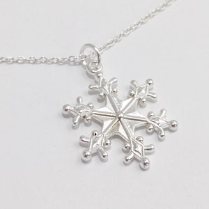 Silver Snowflake Necklace/Large Snowflake Necklace/Large Silver Snowflake Necklace/Winter Necklace/Silver Winter Necklace zdjęcie 1