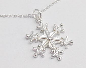 Silver Snowflake Necklace/Large Snowflake Necklace/Large Silver Snowflake Necklace/Winter Necklace/Silver Winter Necklace