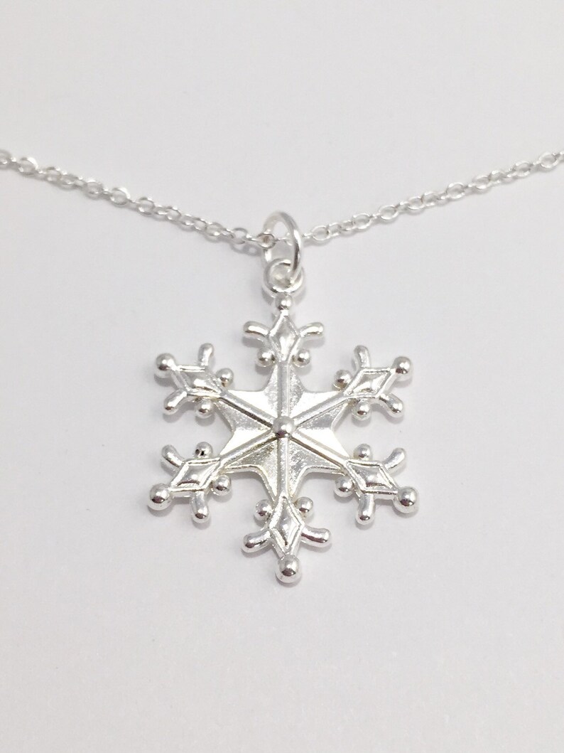 Silver Snowflake Necklace/Large Snowflake Necklace/Large Silver Snowflake Necklace/Winter Necklace/Silver Winter Necklace zdjęcie 2