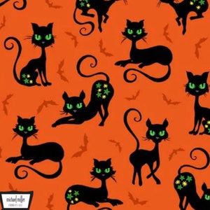 Trick or Treat - Black Cat Crossing - patroon #CX10331-ORAN-D - door Michael Miller - 100% geweven katoen - kies je snit