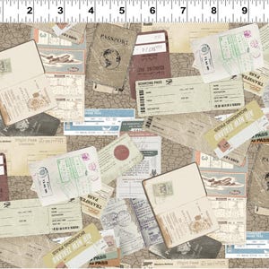 Entdecke Collage - #Y4299-62 Taupe - Digitaldruck von Clothworks - 100% Baumwollgewebe - Wähle deinen Schnitt