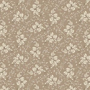 Könnte beinhalten: Ein sich wiederholendes Muster aus cremefarbenen Blumendesigns mit paisleyförmigen Blättern und kleinen weißen Punkten auf beigem Hintergrund. Die Blumen sind stilisiert mit mehreren Blütenblättern und Stielen.