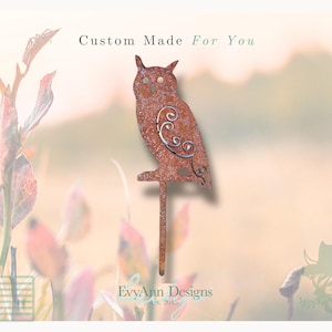 Rusted Metal Owl Yard Art – Great Horned Owl Garden Decor | Rustic Wildlife Silhouette | Metal Woodland Lawn Ornament | RA1006