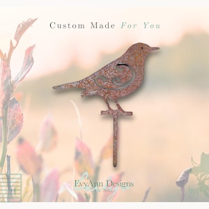 Rusted Metal Songbird Yard Art: Rustic Garden Stake Decor