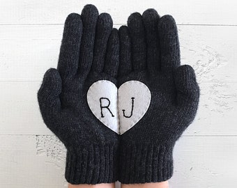 Personalized Heart Gloves, Unique Holiday Gifts, Women Winter Clothing, Fashion Gifts, Gray Mittens, Valentines Day Gift, Knitwear Women