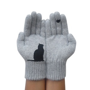 Cat Lover Winter Gloves, Cat Parent Clothing, Accessories For Mom, Pet Memorial Gift, Kitten Mittens, Handmade Spring Clothing, Grandma Gift image 2