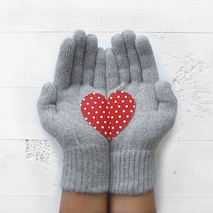 Gloves with Red Heart, Valentine Gloves for Her, Best Valentines Gift, Handmade Gift Women, Unique Winter Accessories, Gift For Wife