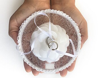 Lace Flower Ring Holder: Boho Wedding Keepsake