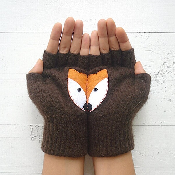 Fingerless Gloves, Women Mittens with Fox, Valentine Accessories, Animal Mittens, Handmade Item, Fox Gifts, Texting Gloves, Winter Clothing