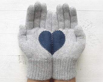 Woman Winter Gloves, Valentines Mittens, Heart Mittens, Handmade Item, Unique Winter Clothing, Winter Fashion For Her, Valentine Accessory