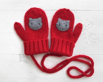 Mitones de lana roja con diseño de gato para niños: guantes de hilo para niños, un regalo acogedor.