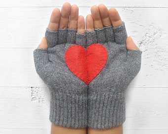 Fingerless Mittens, Texting Gloves, Women Gloves, Valentines Day Gift, Heart Mittens, Unique Item, Knit Gifts Woman, Handmade Clothing